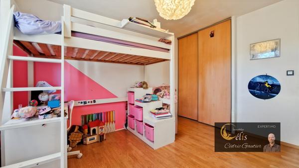 Villefontaine (38090) Maison individuelle plain-pied 118m², terrain 789m² avec piscine à Villefontaine