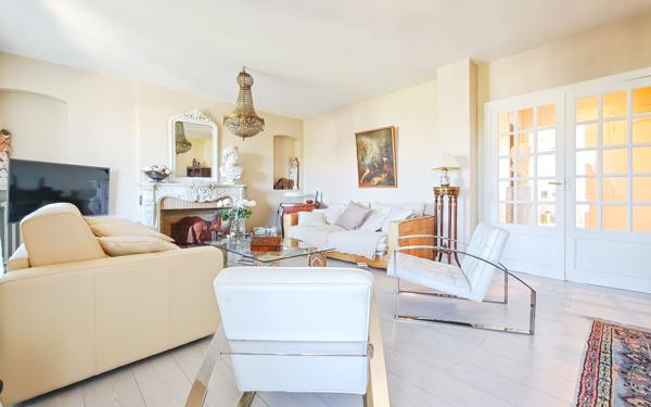 Appartement à vendre    2 pièces • 75,64 m2 Aurillac