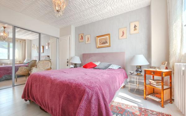 Appartement à vendre    2 pièces • 75,64 m2 Aurillac