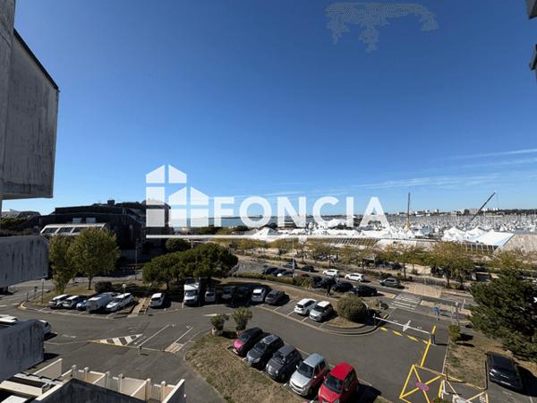 Location Studio meublé 28.7 m² - 31 AVENUE DU LAZARET La Rochelle 17000