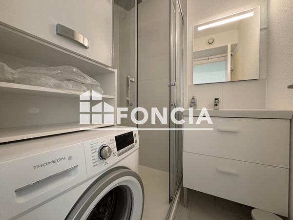 Location Studio meublé 28.7 m² - 31 AVENUE DU LAZARET La Rochelle 17000