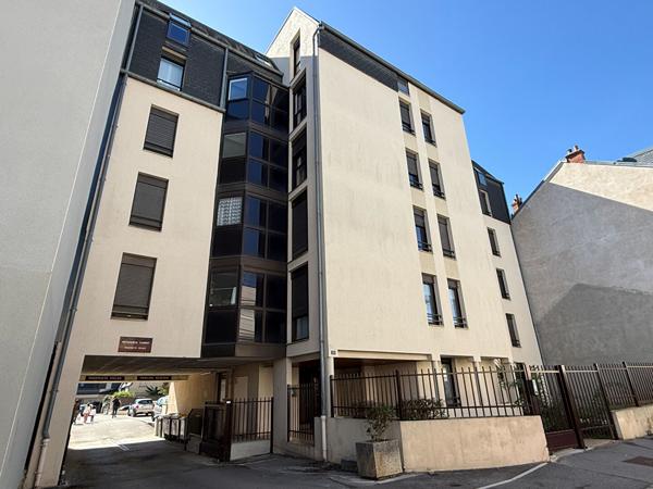 Appartement Dijon 5 pièce(s) 87 m2 + balcon + garage + cave