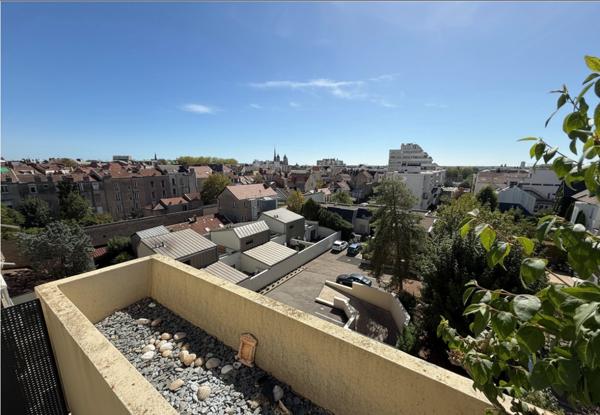 Appartement Dijon 5 pièce(s) 87 m2 + balcon + garage + cave