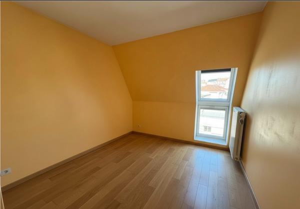 Appartement Dijon 5 pièce(s) 87 m2 + balcon + garage + cave