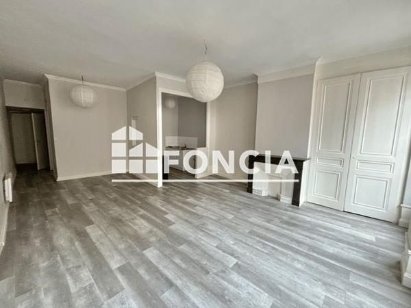 Location Appartement 2 pièces 52.11 m² - 31 RUE MERCIERE Lyon 69002