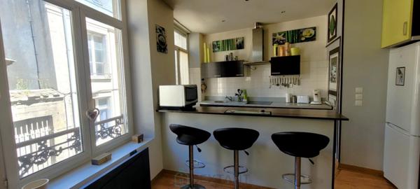 Appartement rénové en plein cur du centre-ville historique