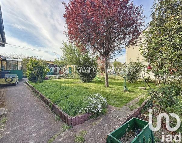 Maison traditionnelle 9 pièces de 152 m² à Bures-sur-Yvette (91440)