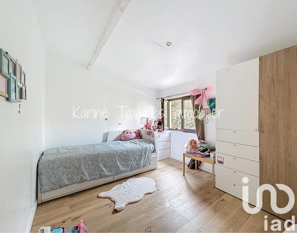 Maison traditionnelle 9 pièces de 152 m² à Bures-sur-Yvette (91440)