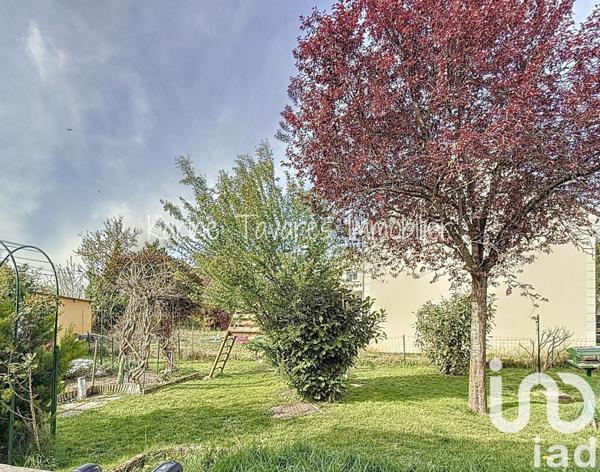 Maison traditionnelle 9 pièces de 152 m² à Bures-sur-Yvette (91440)