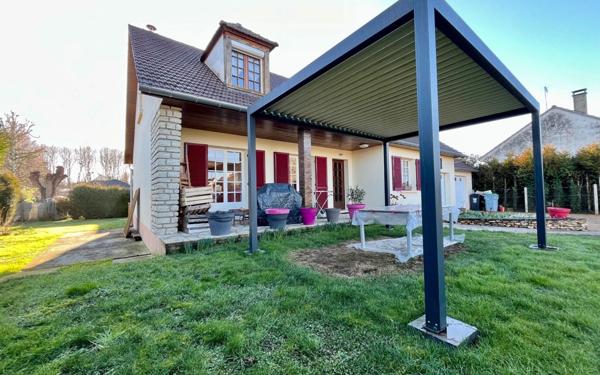 Maison à vendre    6 pièces • 147 m2 Hanches