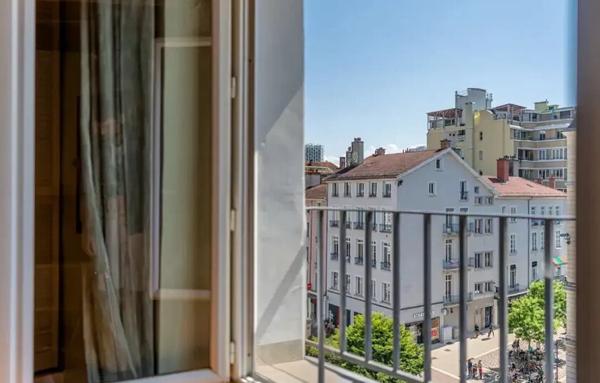 Magnifique appartement meublé T 2  plein centre Grenoble