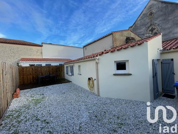 Maison à vendre 2 pièces 46 m² Vairé