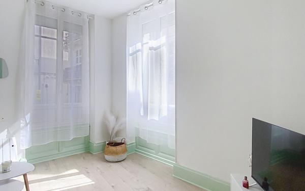 Appartement à vendre    2 pièces •  Vichy