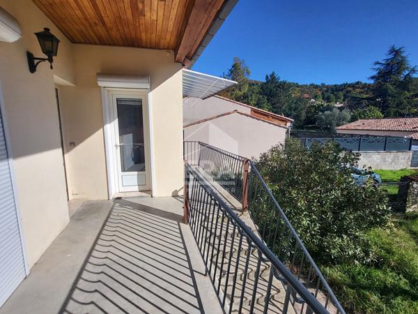 Maison 2 appartements, Jardin et garage 04160 L Escale 113 m2, Alpes de Haute Provence