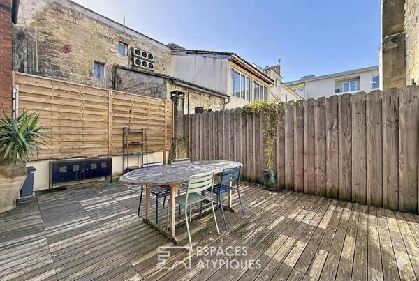 Un écrin de charme avec terrasse plein ciel aux Capucins