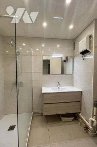 Appartement à Vendre uniquement chez votre Notaire.
Notre Service Immobilier vous propose ce t...