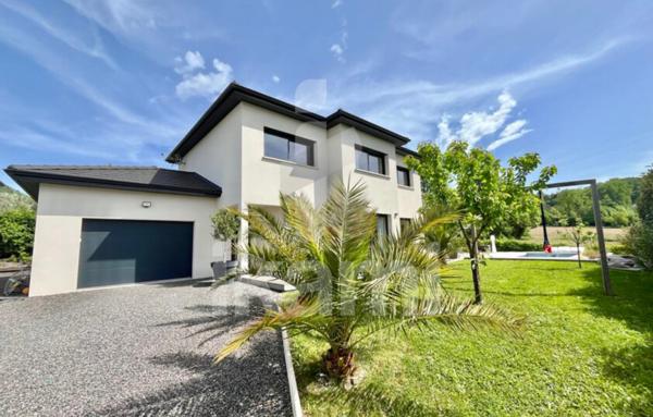 Maison Contemporaine de 6 pièces - Coublevie - 153 m2