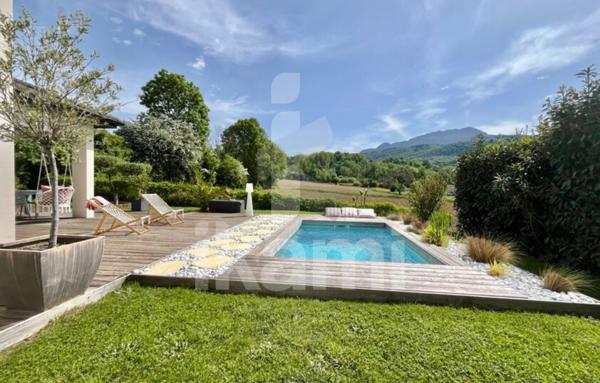 Maison Contemporaine de 6 pièces - Coublevie - 153 m2