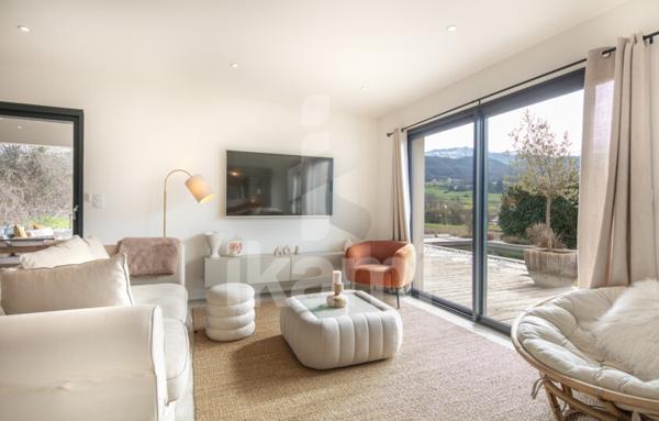 Maison Contemporaine de 6 pièces - Coublevie - 153 m2