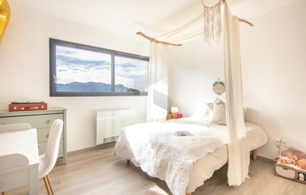 Maison Contemporaine de 6 pièces - Coublevie - 153 m2