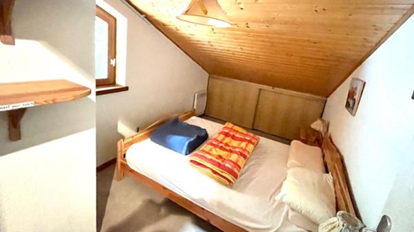 Appartement 2 pièces cabine de 49m2 utile au dernière étage, avec cave, place de parking privatif, vue dégagée et sans vis à vis