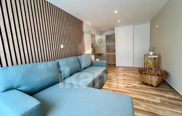 Aux Portes de Bergerac : Chartreuse périgourdine et sa maison d'amis