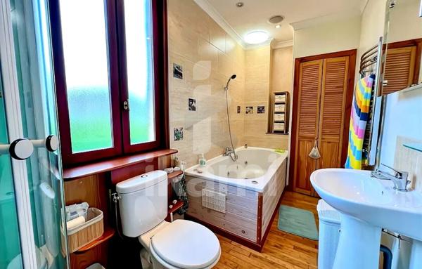 Aux Portes de Bergerac : Chartreuse périgourdine et sa maison d'amis