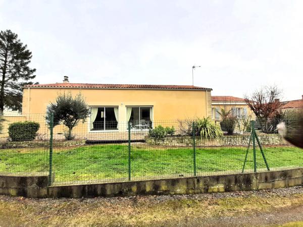 Maison spacieuse et moderne avec cachet de la pierre à Fontaines – Proche de Fontenay-le-Comte