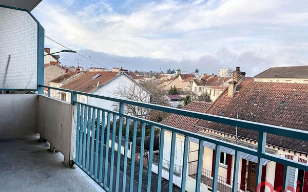 Appartement à vendre    3 pièces •  Montluçon