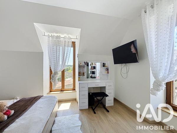 Maison à vendre 7 pièces 110 m² Thorigny-sur-Oreuse