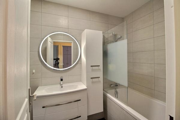 Superbe appartement 4 pièces 69.43 m² au dernier étage avec vue sur jardins à Massy Centre Ville