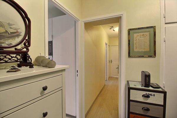 Superbe appartement 4 pièces 69.43 m² au dernier étage avec vue sur jardins à Massy Centre Ville