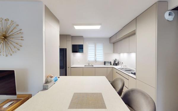 Maison à vendre    6 pièces • 165 m2 Bailly-Romainvilliers