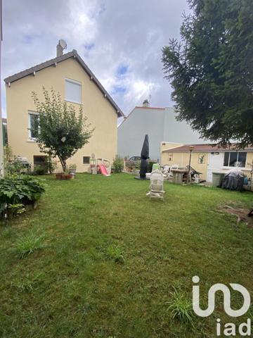 Maison traditionnelle 5 pièces de 98 m² à Orly (94310)