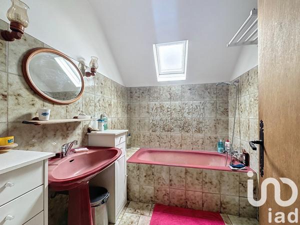 Maison traditionnelle 5 pièces de 98 m² à Orly (94310)