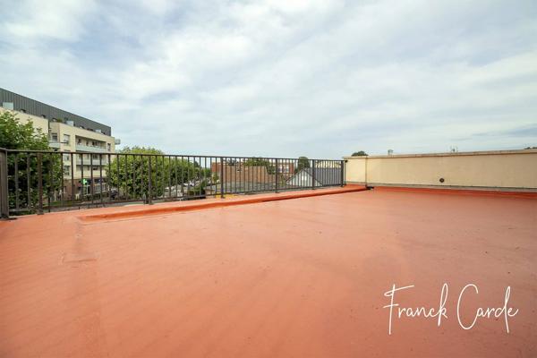 Appartement avec grande terrasse privée