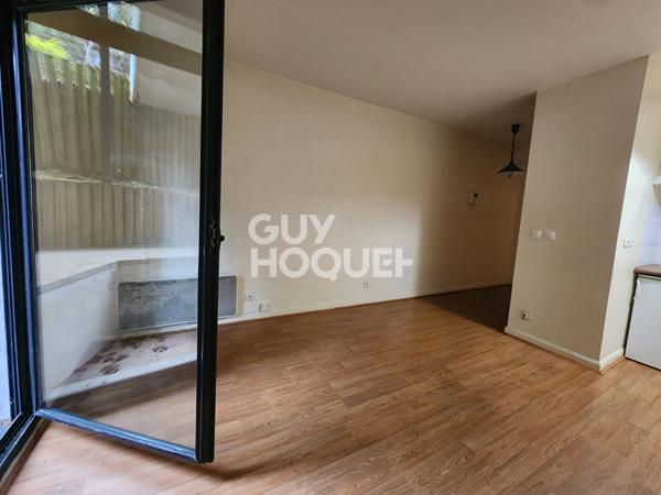 Studio avec parking et cave