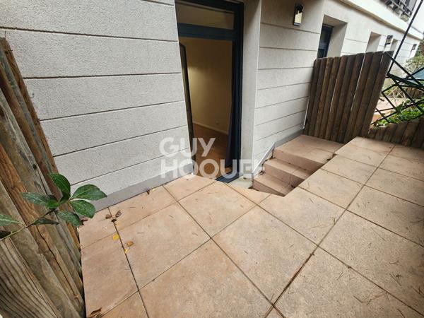 Studio avec parking et cave