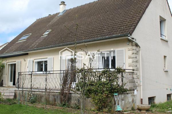 SOISSONS PROCHE DES ECOLES, COMMERCES ET BUS