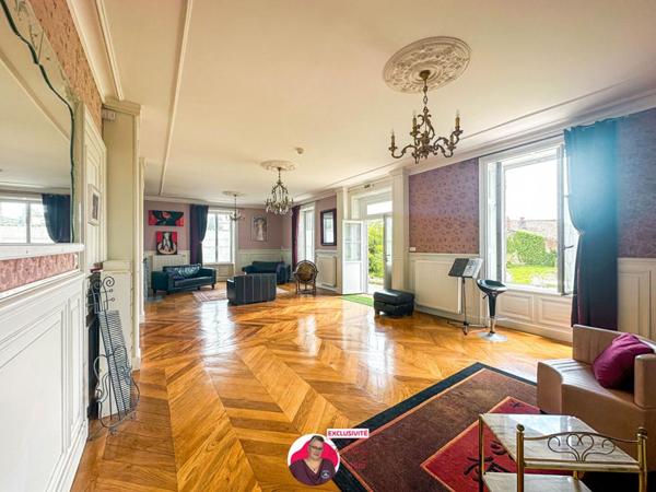 Hôtel particulier Le Vernet Chameane 23 pièces 868 m2