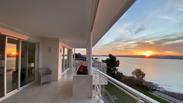 Penthouse d’exception — vue océan panoramique à La Rochelle.