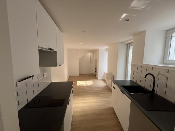 Appartement à louer 400 € CC Ruffec 1 pièce 18 m² DPE C