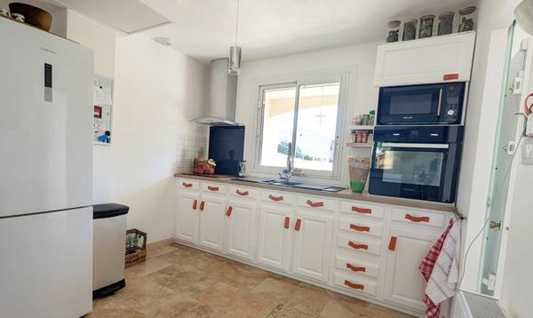 SAINT MARTIN DE CRAU | Maison T5 de 103 m² avec terrain de 240 m² & garage