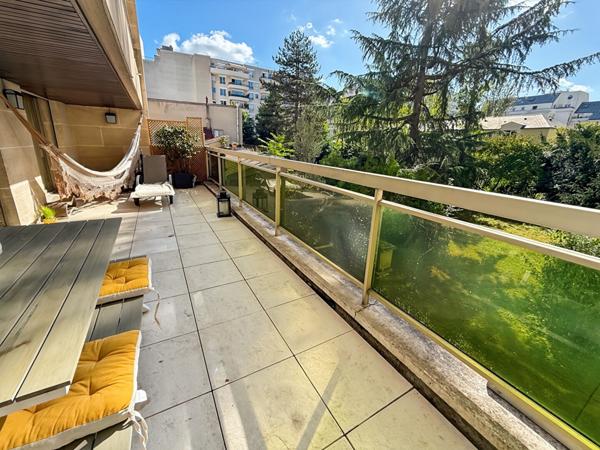 Appartement Boulogne Billancourt 3 pièce(s)terrasse et parking