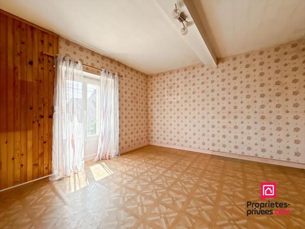 Maison à rénover avec terrain et dépendance proche Précy Sous Thil (21390)