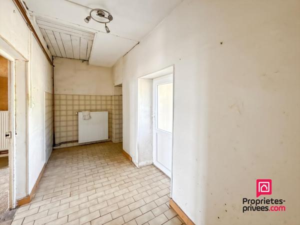 Maison à rénover avec terrain et dépendance proche Précy Sous Thil (21390)