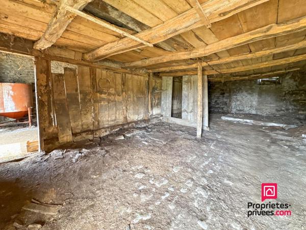 Maison à rénover avec terrain et dépendance proche Précy Sous Thil (21390)