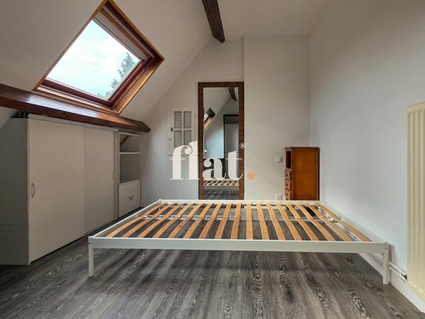 Appartement
                                                                                                                                                                                                                                                                                                                        4 pièce(s)                                                                                                                                                                                                          3 chambre(s)                                                                                                                                                                                                          85  m²