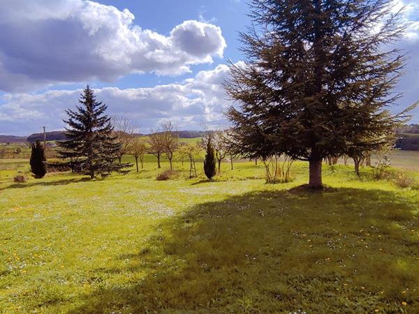 Maison de pays Preuilly Sur Claise 85 m2 avec Grange 250 m²