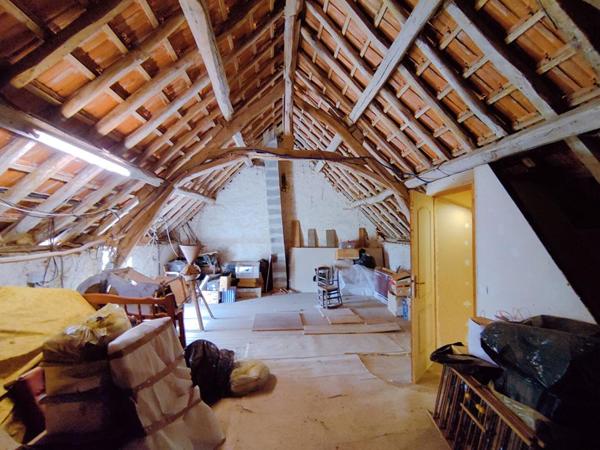Maison de pays Preuilly Sur Claise 85 m2 avec Grange 250 m²